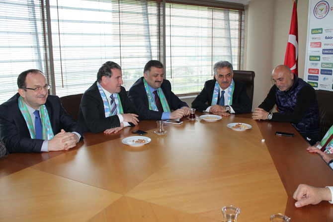 ak-adaylar-rizespor’u-ziyaret-etti2.jpg