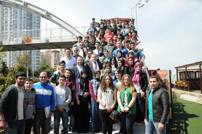 ak-genclik-misafir-ogrenciler-ile-bir-arada-(5).jpg