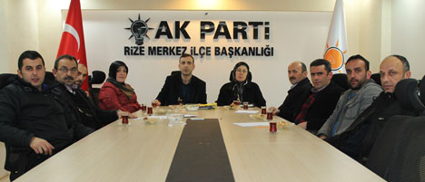 ak-merkez-rizede-secim-yogunlugu-3.jpg
