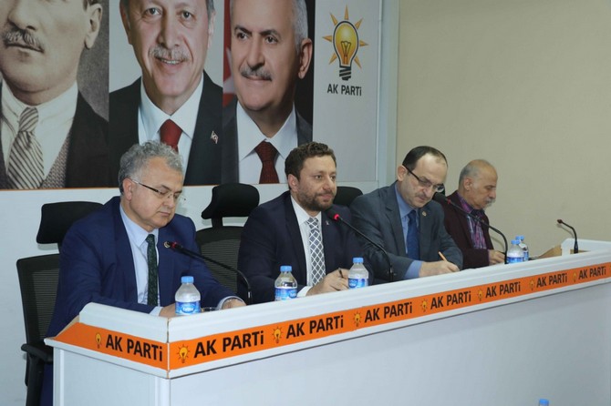 ak-parti’de-85.-il-danisma-toplantisi-yapildi-(7).jpg
