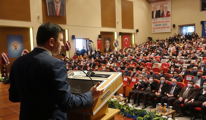 ak-parti-artvin-7.-olagan-il-kongresi-yapildi-(4).jpg