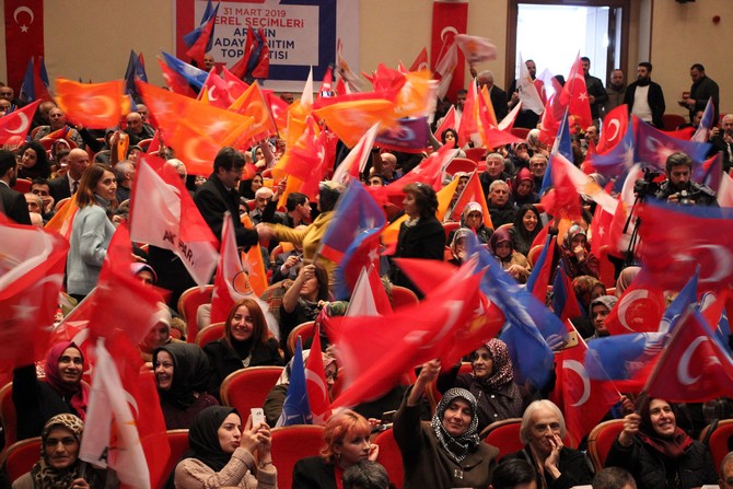 ak-parti-artvin-aday-toplantisi-yapildi-(4).jpg