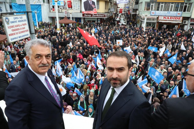 ak-parti-genel-baskan-yardimcisi-hayati-yazici,-secim-calismalari-icin-geldigi-cayeli-ilcesinde-vatandaslara-hitap-etti-(2).jpg