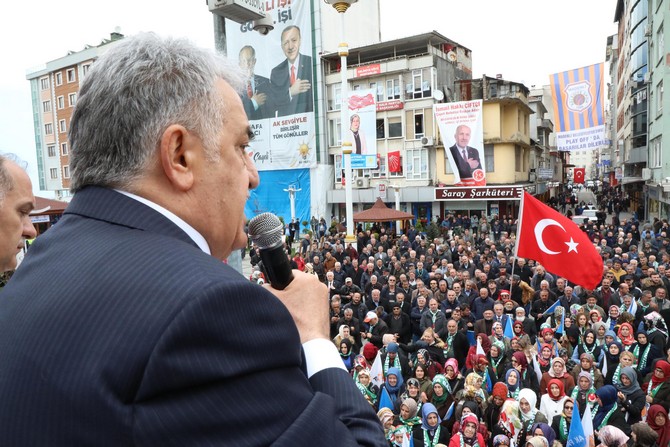 ak-parti-genel-baskan-yardimcisi-hayati-yazici,-secim-calismalari-icin-geldigi-cayeli-ilcesinde-vatandaslara-hitap-etti-(6).jpg