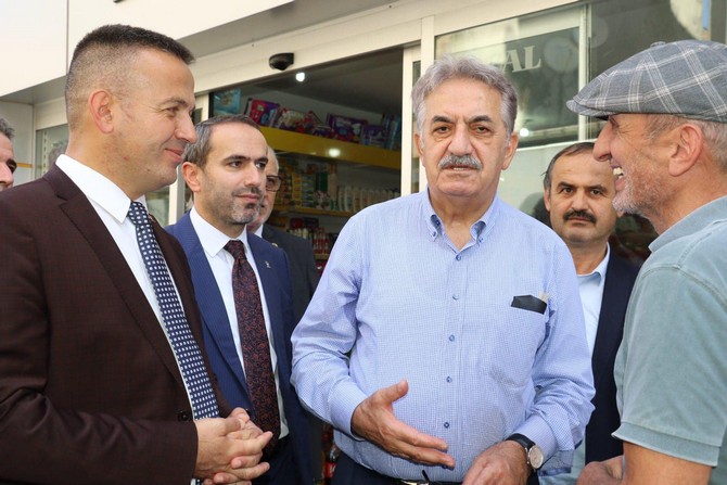 ak-parti-genel-baskan-yardimcisi-hayati-yazici-rizede-partililerle-bir-araya-geldi-15.jpg