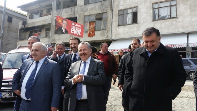 ak-parti-genel-baskan-yardimcisi-saban-disli-rize’de-(2).jpg