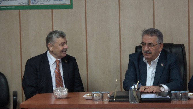 ak-parti-genel-baskan-yardimcisi-ve-rize-milletvekili-hayati-yazici-rizede-6.jpg
