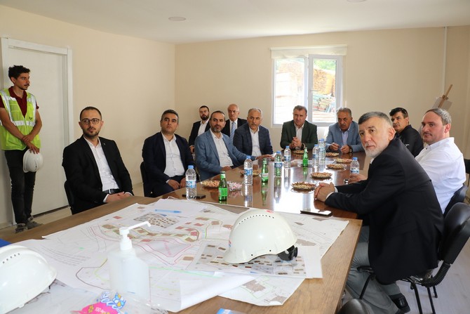 ak-parti-genel-baskan-yardimcisi-ve-rize-milletvekili-hayati-yazici-rizedeki-yatirimlari-inceledi-5.jpg