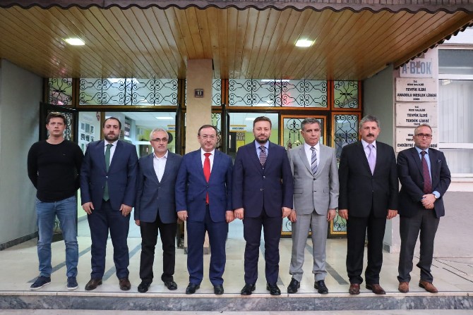 ak-parti-genel-merkez-teskilat-baskan-yardimcisi-ve-rize-milletvekili-muhammed-avci,-rizede-ziyaretlerde-(2).jpg