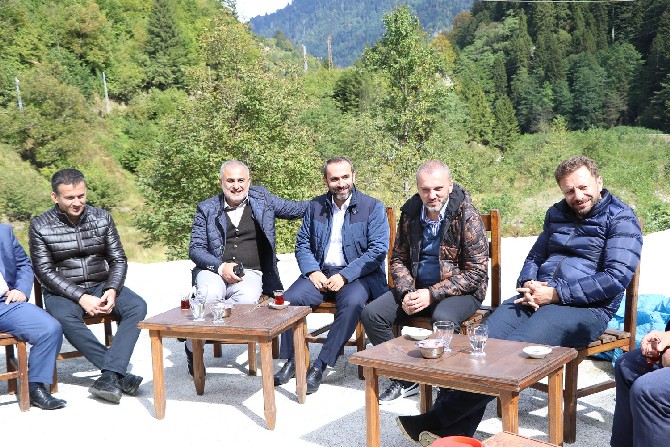 ak-parti-genel-merkez-teskilat-baskani-erkan-kandemir-rizede-(6).jpg