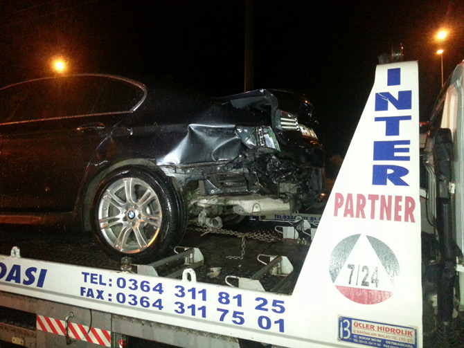 ak-parti-grup-baskanvekili-bostanci-trafik-kazasi-gecirdi3.jpg ak-parti-grup-baskanvekili-bostanci-trafik-kazasi-gecirdi3.jpg