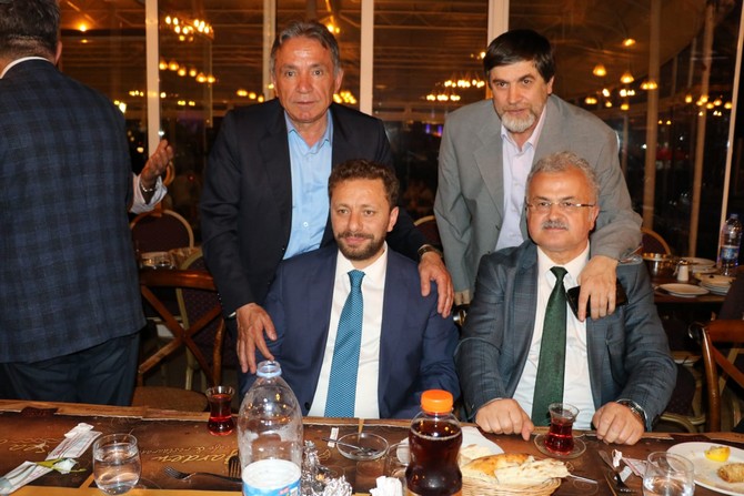 ak-parti-iftar-bulusmasi-(7).jpg