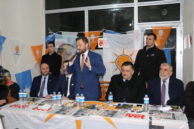 ak-parti-il-baskani-muhammed-avci-ve-ak-parti-rize-milletvekili-hasan-karal,-islampasa-mahallesinde-vatandaslarla-bulustu-(6).jpg
