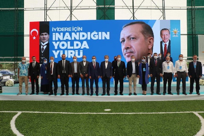 ak-parti-iyidere-7.-olagan-ilce-kongresi-(12).jpg