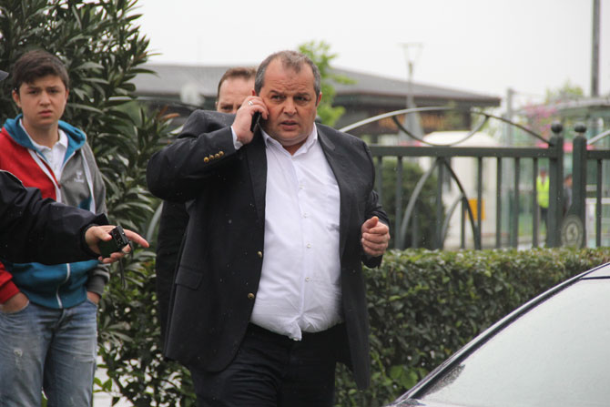 ak-parti-ladik-ilce-baskani-kaza-yapti-1-yarali-2.jpg ak-parti-ladik-ilce-baskani-kaza-yapti-1-yarali-2.jpg