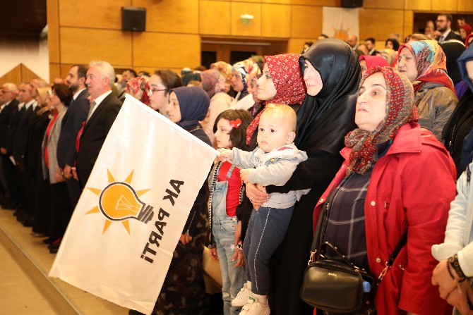 ak-parti-rize--il-danisma-meclisi-toplantisi-(3).jpg