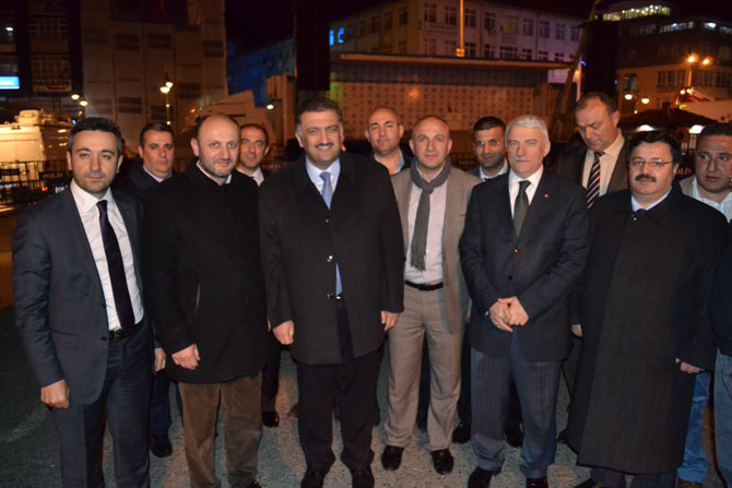 ak-parti-rize-basbakana-hazir-13.jpg ak-parti-rize-basbakana-hazir-13.jpg