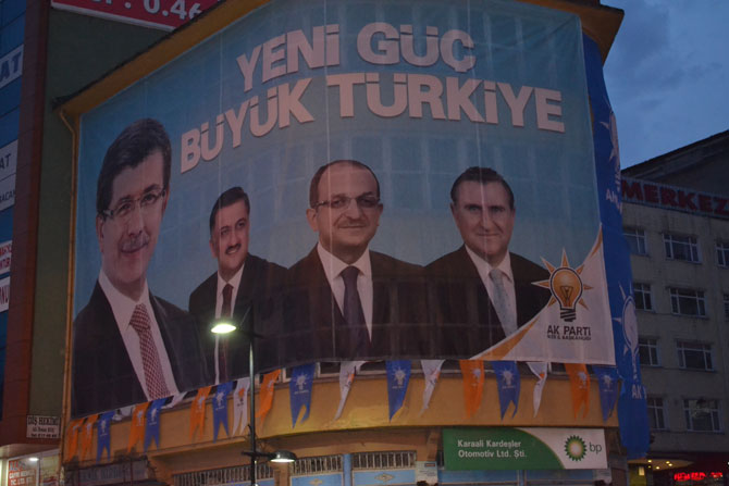 ak-parti-rize-basbakana-hazir-7.jpg ak-parti-rize-basbakana-hazir-7.jpg