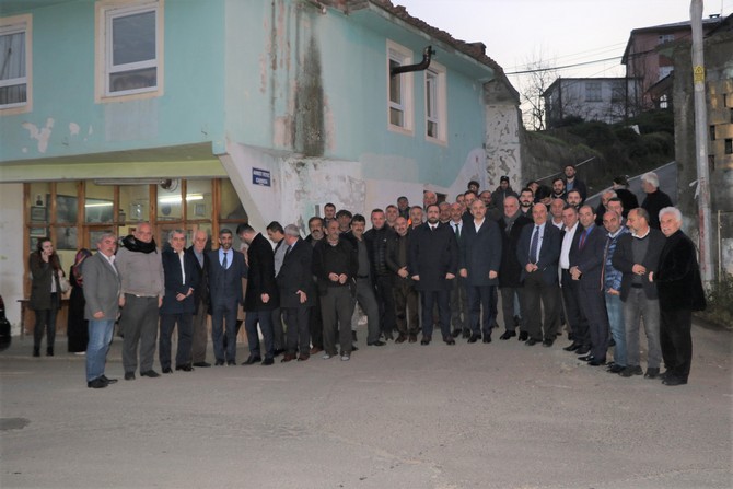 ak-parti-rize-belediye-baskan-adayi-rahmi-metin-secim-ziyaretlerinde-(12).jpg