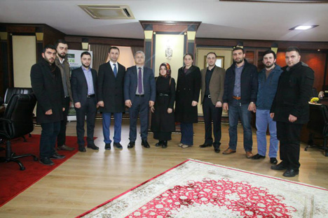 ak-parti-rize-genclik-kollarindan-resat-kasapa-ziyaret-3.jpg