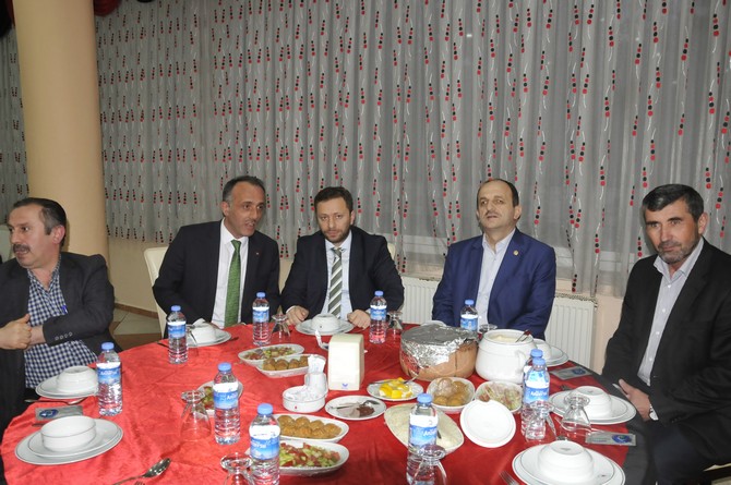 ak-parti-rize-iftari-(4).jpg