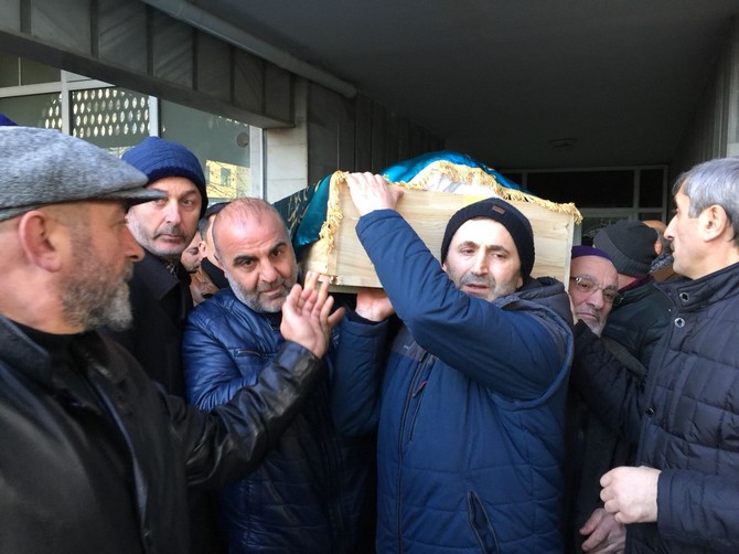 ak-parti-rize-il-baskan-yardimcisi-ve-artvinliler-dernegi-onursal-baskani-mehmet-sehitoglunun-babasinin-cenazesi-(6).jpg