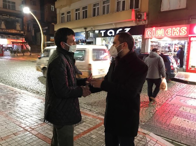 ak-parti-rize-il-baskani-ishak-alim-rize-merkezde-esnaf-ziyaretleri-gerceklestirdi-11.jpg
