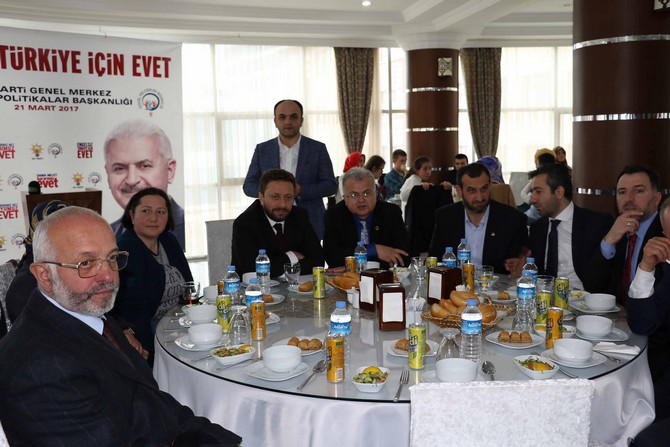 ak-parti-rize-il-baskani-muhammed-avci,-engelliler-icin-duzenlenen-programa-katildi-(2).jpg