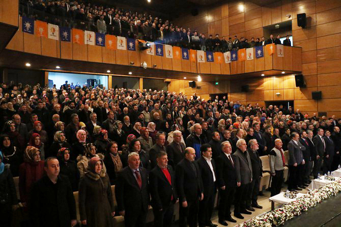 ak-parti-rize-il-baskanliginin-duzenlemis-oldugu-87.-il-danisma-meclisi-toplantisi-(2).jpg