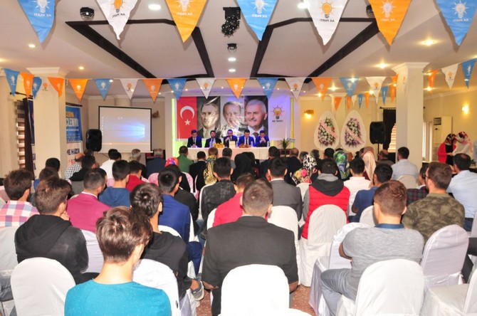ak-parti-rize-il-genclik-kollari-kongrelere-devam-ediyor-(12).jpg