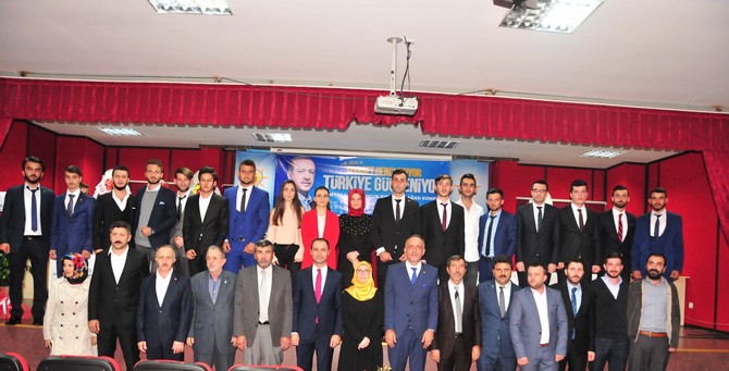ak-parti-rize-il-genclik-kollari-kongrelere-devam-ediyor-(4).jpg