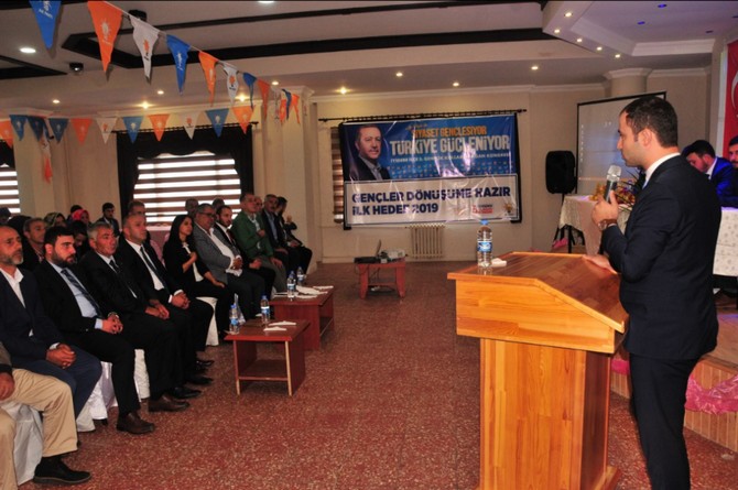 ak-parti-rize-il-genclik-kollari-kongrelere-devam-ediyor-(9).jpg