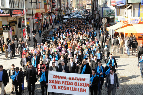 ak-parti-rize-il-genclik-kollari-kongresi-3.jpg ak-parti-rize-il-genclik-kollari-kongresi-3.jpg