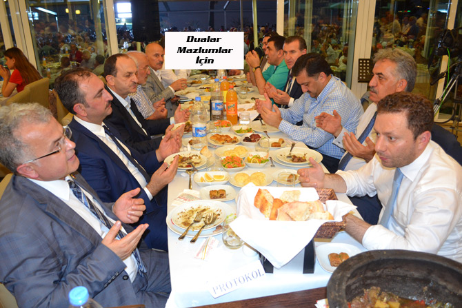 ak-parti-rize-il-teskilati-15.-geleneksel-iftari-3.jpg
