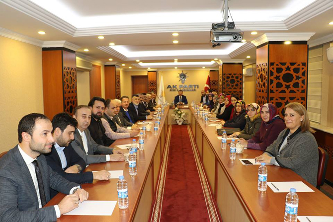 ak-parti-rize-il-yonetim-kurulu-toplantisi-53.jpg