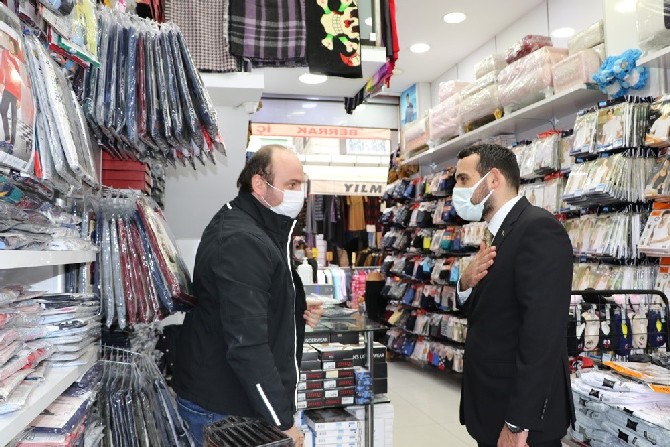 ak-parti-rize-merkez-ilce-baskani-burak-ak,--rize-merkez-ataturk-caddesinde--esnaf-ziyaretlerinde-bulundu-(9).jpg