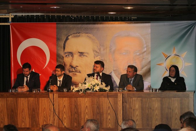 ak-parti-rize-merkez-ilce-baskanligi-ekim-ayi-ilce-danisma-meclis-toplantisi-ismail-kahraman-kultur-merkezinde-gerceklestirildi-(8).jpg