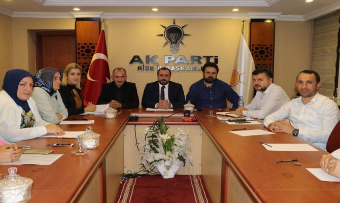 ak-parti-rize-merkez-ilce-yurutme-kurulu-belli-oldu-001.jpg