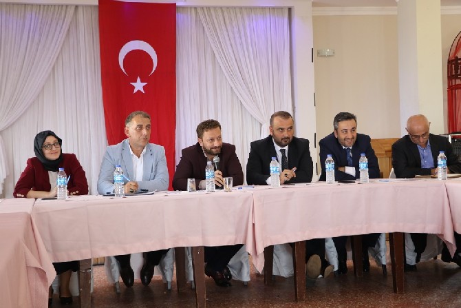 ak-parti-rize-milletvekili--muhammed-avci-ilce-ziyaretlerine-devam-ederek,-derepazari-ve-iyidere-ilcesindeki-koy-ve-mahalle-muhtarlariyla-bir-araya-geldi-(7).jpg