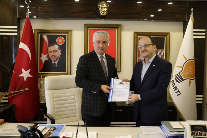 ak-parti-rize-milletvekili-hikmet-ayar-27.-donem-milletvekili-genel-secimleri-icin,-aday-adayligi-basvurusunu-yapti.-1.jpg
