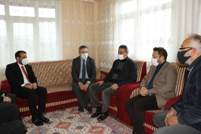 ak-parti-rize-milletvekili-muhammed-avci,-ak-parti-rize-merkez-ilce-baskani-burak-ak-ve-il-genel-meclis-baskani-ibrahim-turut-ile-birlikte-bir-dizi-ziyaret-ve-incelemelerde-bulundu-(12).jpg