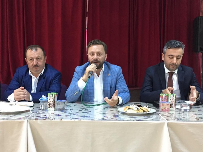 ak-parti-rize-milletvekili-muhammed-avci,-kalkandere-ilcesinde-koy-ve-mahalle-muhtarlari-ile-bir-araya-gelerek-sorunlarini-dinledi-(2).jpg