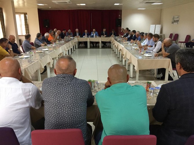 ak-parti-rize-milletvekili-muhammed-avci,-kalkandere-ilcesinde-koy-ve-mahalle-muhtarlari-ile-bir-araya-gelerek-sorunlarini-dinledi-(3).jpg