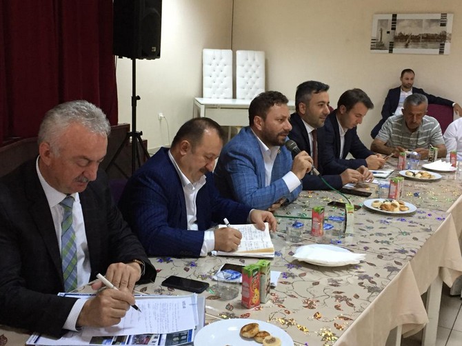 ak-parti-rize-milletvekili-muhammed-avci,-kalkandere-ilcesinde-koy-ve-mahalle-muhtarlari-ile-bir-araya-gelerek-sorunlarini-dinledi-(7).jpg