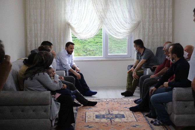 ak-parti-rize-milletvekili-muhammed-avci-cayeli’nde-hasar-olusan-koylerde-incelemede-(19).jpg