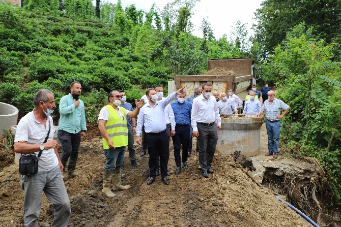 ak-parti-rize-milletvekili-muhammed-avci-cayeli’nde-hasar-olusan-koylerde-incelemede-(4).jpg