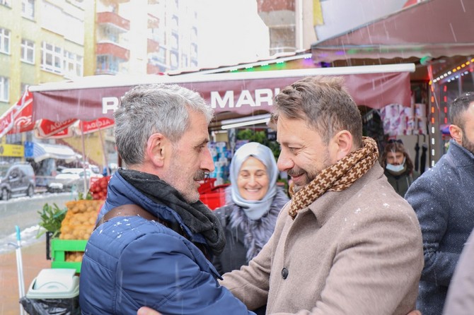 ak-parti-rize-milletvekili-muhammed-avci-merkez-ilce-baskani-burak-ak-ile-birlikte-esnaf-ziyareti-yaparak-vatandaslarla-bir-araya-geldi-10.jpg