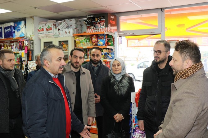 ak-parti-rize-milletvekili-muhammed-avci-merkez-ilce-baskani-burak-ak-ile-birlikte-esnaf-ziyareti-yaparak-vatandaslarla-bir-araya-geldi-4.jpg