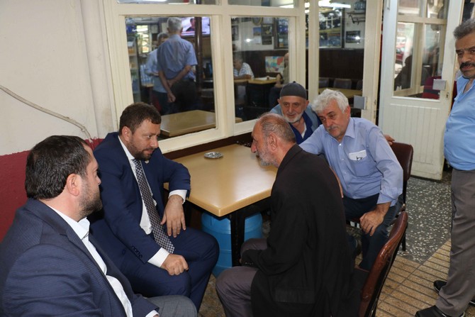 ak-parti-rize-milletvekili-muhammed-avci-rize-merkez’de-esnaf-ziyareti-yaparak-vatandaslarla-bir-araya-geldi-(7).jpg