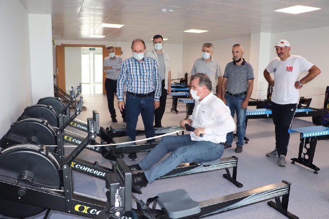 ak-parti-rize-milletvekili-yapimi-tamamlanan-gundogdu-su-sporlari-merkezi-ve-amator-spor-kompleksini-inceledi-2.jpg